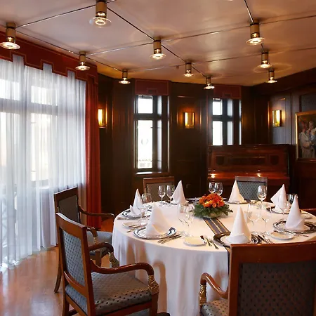 Roma Hotel
