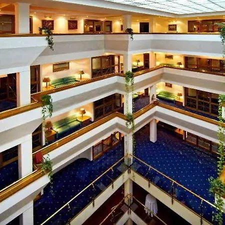 Roma 4* Riga